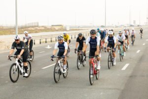 1200 دراج يشاركون في النسخة الثانية من مبادرة "انطلق مع الشرطة" بدبي 3 1200 دراج يشاركون في النسخة الثانية من مبادرة "انطلق مع الشرطة" بدبي