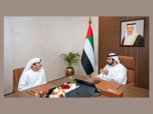 محمد الشرقي يطّلع على نتائج برنامج المتسوق السري بالفجيرة ويؤكد أهمية تطوير العمل الحكومي