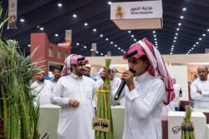 مزاد النخيل في «الظفرة للتمور».. موثوقية وجودة 3 مزاد النخيل في «الظفرة للتمور».. موثوقية وجودة