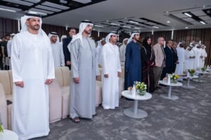 خليفة بن محمد بن خالد يكرّم مبدعي التصوير ويحتفي بإسهاماتهم في توثيق ذاكرة الإمارات 4 خليفة بن محمد بن خالد يكرّم مبدعي التصوير ويحتفي بإسهاماتهم في توثيق ذاكرة الإمارات