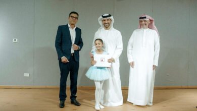 سلطان بن أحمد القاسمي يشهد العروض التقييمية لمركز ربع قرن للموسيقى 4 سلطان بن أحمد القاسمي