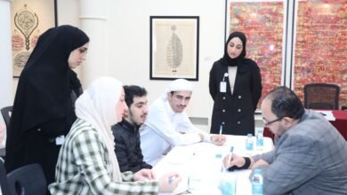 طلبة مدينة الشارقة للخدمات الإنسانية يزورون ساحة الخط