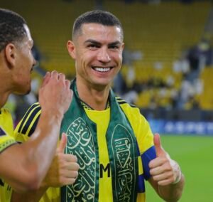 بالصور.. رونالدو يدعم السعودية بعد هجمات الحوثيين 2 بالصور.. رونالدو يدعم السعودية بعد هجمات الحوثيين