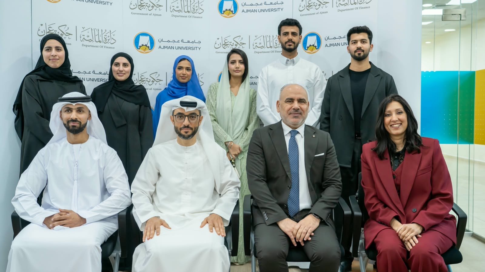 ((مالية عجمان)) تكرّم الفائزين بجائزة الأوراق البحثية التطبيقية بالتعاون مع جامعة عجمان 1 ((مالية عجمان)) تكرّم الفائزين بجائزة الأوراق البحثية التطبيقية بالتعاون مع جامعة عجمان