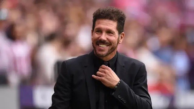 سيميوني يتجنب التعليق على عقوبة فينيسيوس جونيور 1 سيميوني يتجنب التعليق على عقوبة فينيسيوس جونيور