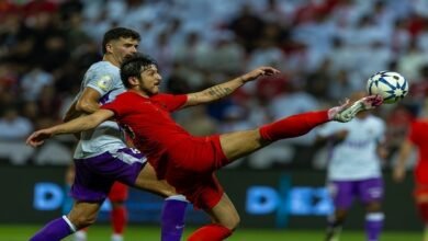 شباب الأهلي بالزي الأحمر أمام العين في كأس رئيس الدولة 2 شباب الأهلي بالزي الأحمر أمام العين في كأس رئيس الدولة