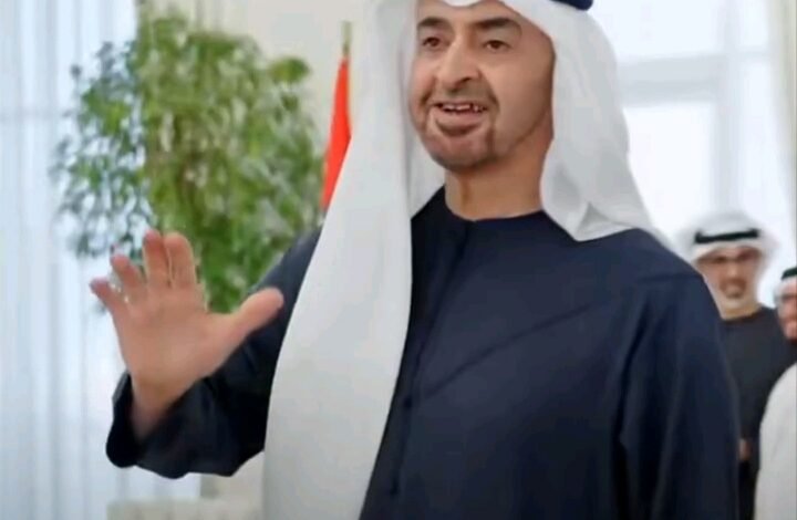 رئيس الدولة يستقبل المواطنين بحضور عدد من سمو الشيوخ 2 رئيس الدولة يستقبل المواطنين بحضور عدد من سمو الشيوخ