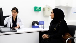 مستشفى الكورنيش بأبوظبي يتعامل مع حالة حمل معقدة في ندبة قيصرية 2 مستشفى الكورنيش بأبوظبي يتعامل مع حالة حمل معقدة في ندبة قيصرية