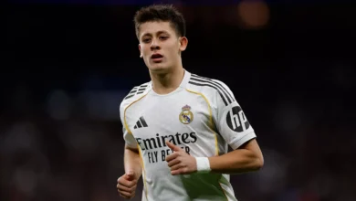نجم ريال مدريد يفلت من الطرد أمام إشبيلية 2 أردا جولر