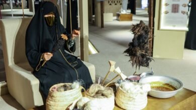 انطلاق النسخة الثانية عشرة من مهرجان الحرف والصناعات التقليدية في العين 2 انطلاق النسخة الثانية عشرة من مهرجان الحرف والصناعات التقليدية في العين