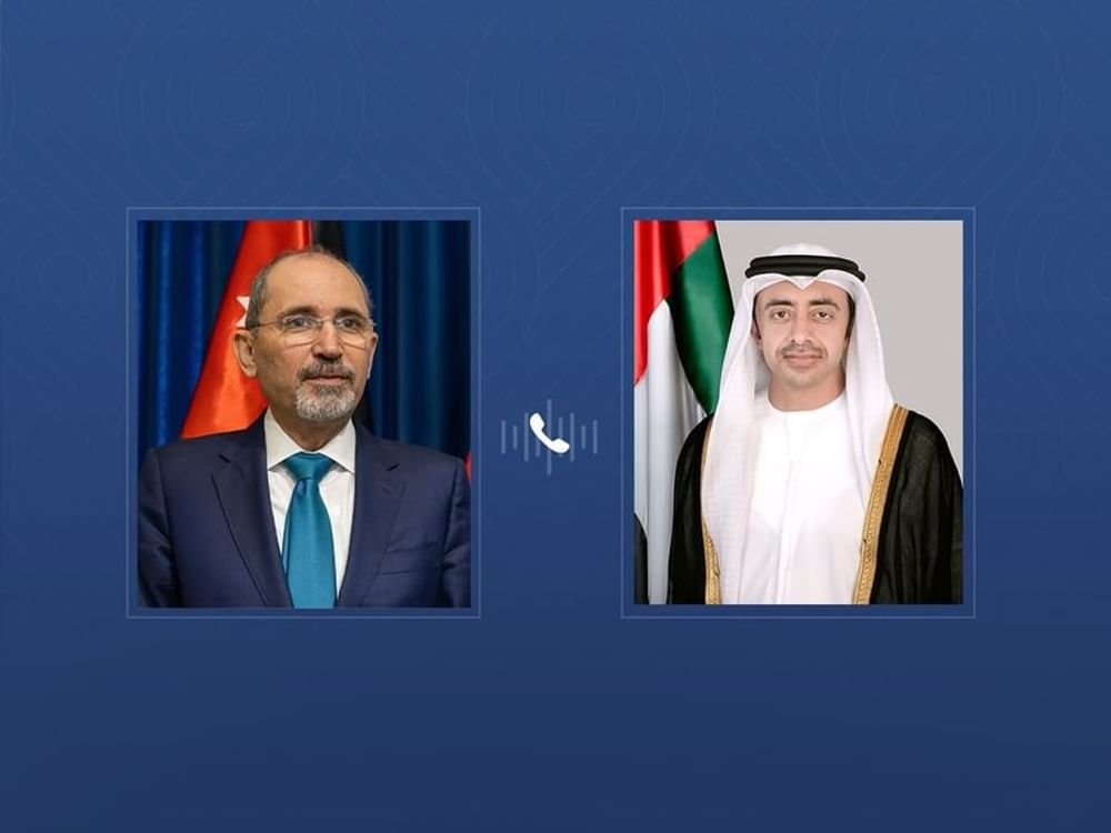 عبدالله بن زايد يجري اتصالاً هاتفياً مع نائب رئيس الوزراء ووزير الخارجية الأردني 1 عبدالله بن زايد يجري اتصالاً هاتفياً مع نائب رئيس الوزراء ووزير الخارجية الأردني