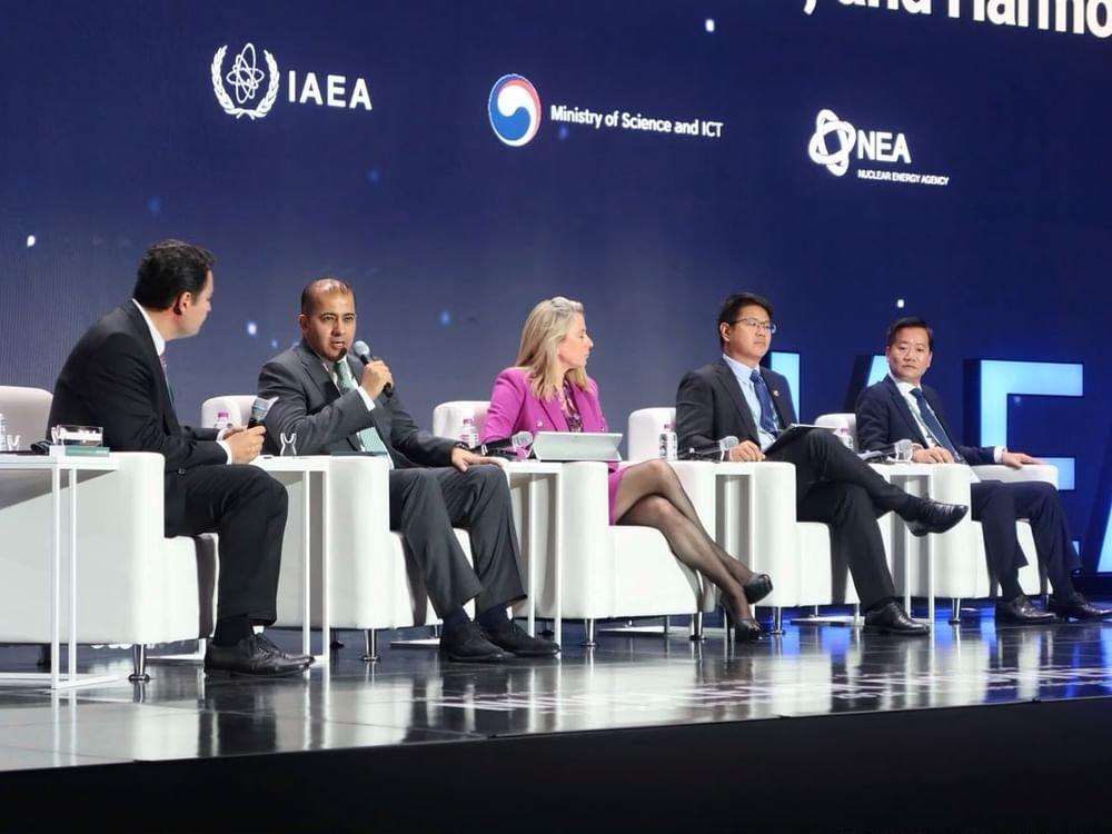 الإمارات تعرض مسيرتها في مجال الطاقة النووية خلال المؤتمر الوزاري للوكالة الدولية للطاقة الذرية 1 الإمارات تعرض مسيرتها في مجال الطاقة النووية خلال المؤتمر الوزاري للوكالة الدولية للطاقة الذرية