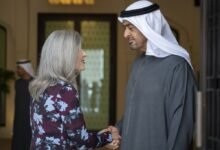 رئيس الدولة يستقبل السيناتور جوني إيرنست 11 رئيس الدولة يستقبل السيناتور جوني إيرنست