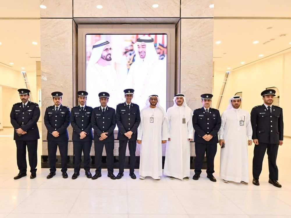 وفد قطري يطلع على تجربة "إقامة دبي" في تطوير أذونات الدخول والإقامة 1 وفد قطري يطلع على تجربة "إقامة دبي" في تطوير أذونات الدخول والإقامة