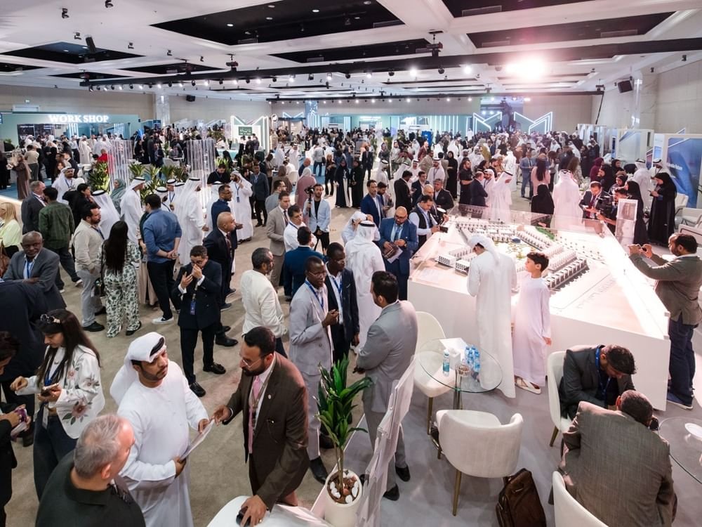 منتدى الشارقة للاستثمار يدعو لتوطين الإنتاج وحماية الاستثمارات وتبني الذكاء الاصطناعي 1 منتدى الشارقة للاستثمار يدعو لتوطين الإنتاج وحماية الاستثمارات وتبني الذكاء الاصطناعي