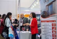 جامعة أم القيوين تستعرض برامجها الأكاديمية في معرض التعليم الدولي بالشارقة