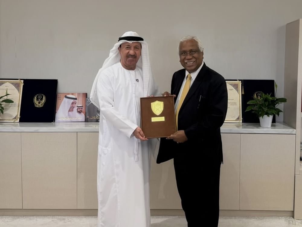 الفجيرة تبحث مع مجلس الأعمال السنغافوري الإماراتي تعزيز الاستثمار والتجارة 1 الفجيرة تبحث مع مجلس الأعمال السنغافوري الإماراتي تعزيز الاستثمار والتجارة