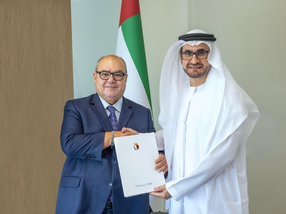 وكيل وزارة الخارجية يتسلم نسخة من أوراق اعتماد سفير جمهورية مالطا لدى دولة الإمارات 1 وكيل وزارة الخارجية يتسلم نسخة من أوراق اعتماد سفير جمهورية مالطا لدى دولة الإمارات