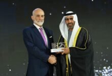 تكريم صندوق أبوظبي للتنمية تقديراً لدعمه في توسعة مركز الحسين للسرطان في الأردن 13 تكريم صندوق أبوظبي للتنمية تقديراً لدعمه في توسعة مركز الحسين للسرطان في الأردن