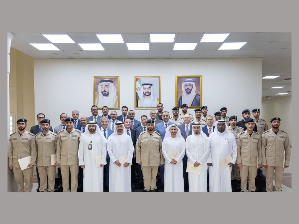 أكاديمية الشارقة للعلوم الشرطية تكرم أعضاء هيئتها التعليمية في يوم المعلم 1 أكاديمية الشارقة للعلوم الشرطية تكرم أعضاء هيئتها التعليمية في يوم المعلم