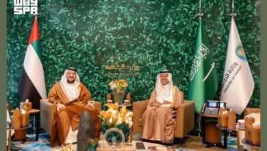 وزير الاستثمار ووزير الطاقة والصناعة والثروة المعدنية السعودي يوقعان مذكرة تفاهم لتعزيز الربط السككي والتكامل في البنية التحتية