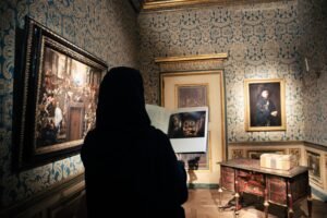اللوفر أبوظبي يكشف الستار عن «نشأة مجموعة متحف» 2 اللوفر أبوظبي يكشف الستار عن «نشأة مجموعة متحف»