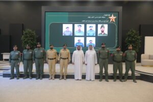حارب الشامسي يكرّم المتميزين في المؤسسات العقابية والإصلاحية بدبي 2 حارب الشامسي يكرّم المتميزين في المؤسسات العقابية والإصلاحية بدبي