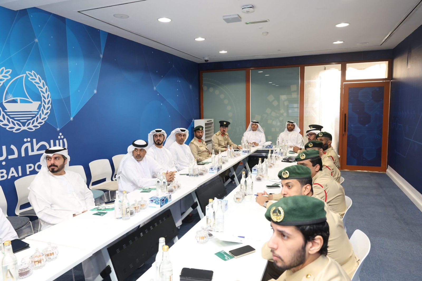 حارب الشامسي: تطوير الخدمات الشرطية يبدأ من احتياجات المتعاملين 1 حارب الشامسي