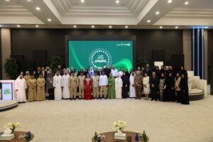 شرطة دبي تحتفي بالمعلمين وتكرّم أصحاب العطاء ضمن مبادرة "أثر" 2 شرطة دبي تحتفي بالمعلمين وتكرّم أصحاب العطاء ضمن مبادرة "أثر"